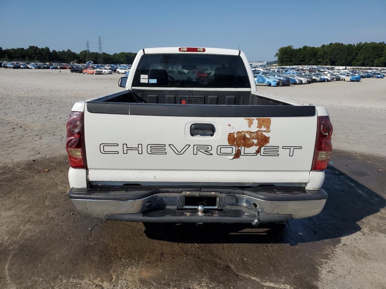 2003 Chevrolet Silverado C1500 - Image 6