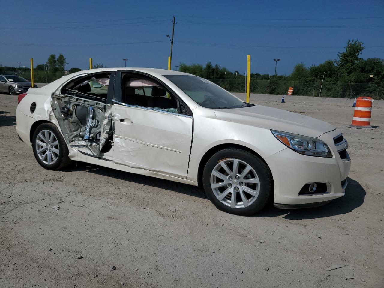 2013 Chevrolet Malibu 2Lt - Фото 4