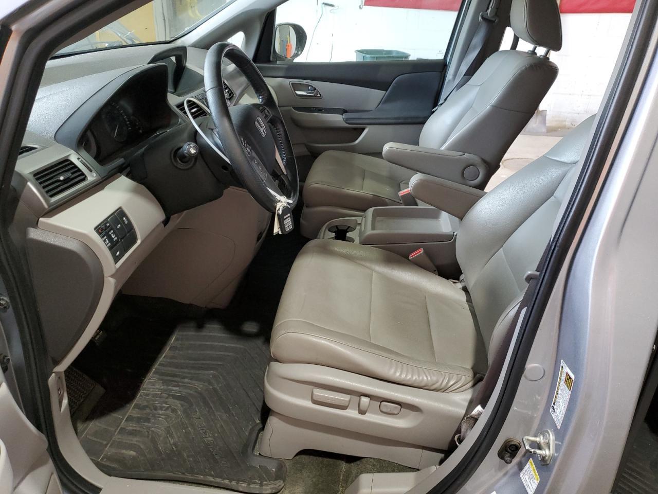 2016 Honda Odyssey Ex - Image 7