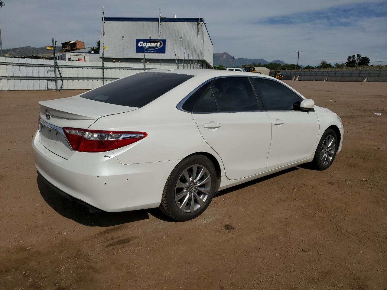 2016 Toyota Camry Xse - Фото 3