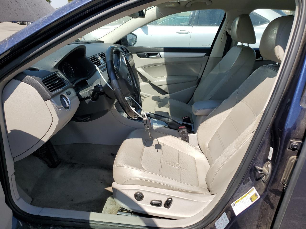 2012 Volkswagen Passat Se - Image 7