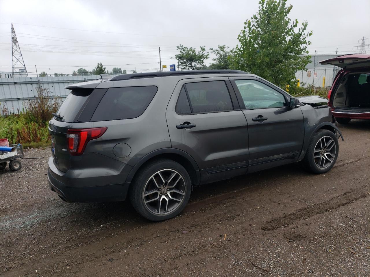 2016 Ford Explorer Sport - Image 3