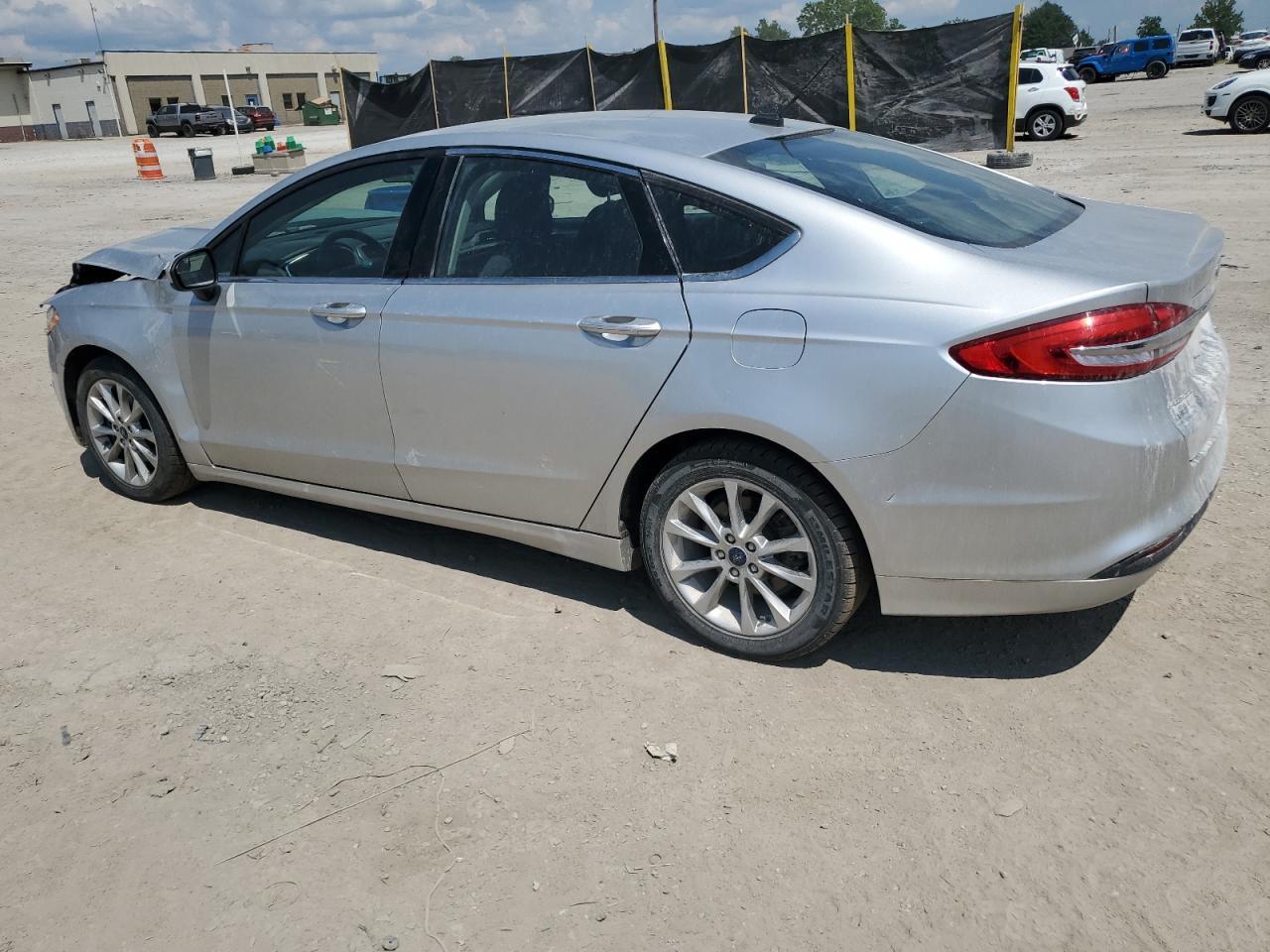 2017 Ford Fusion Se Hybrid - Фото 2