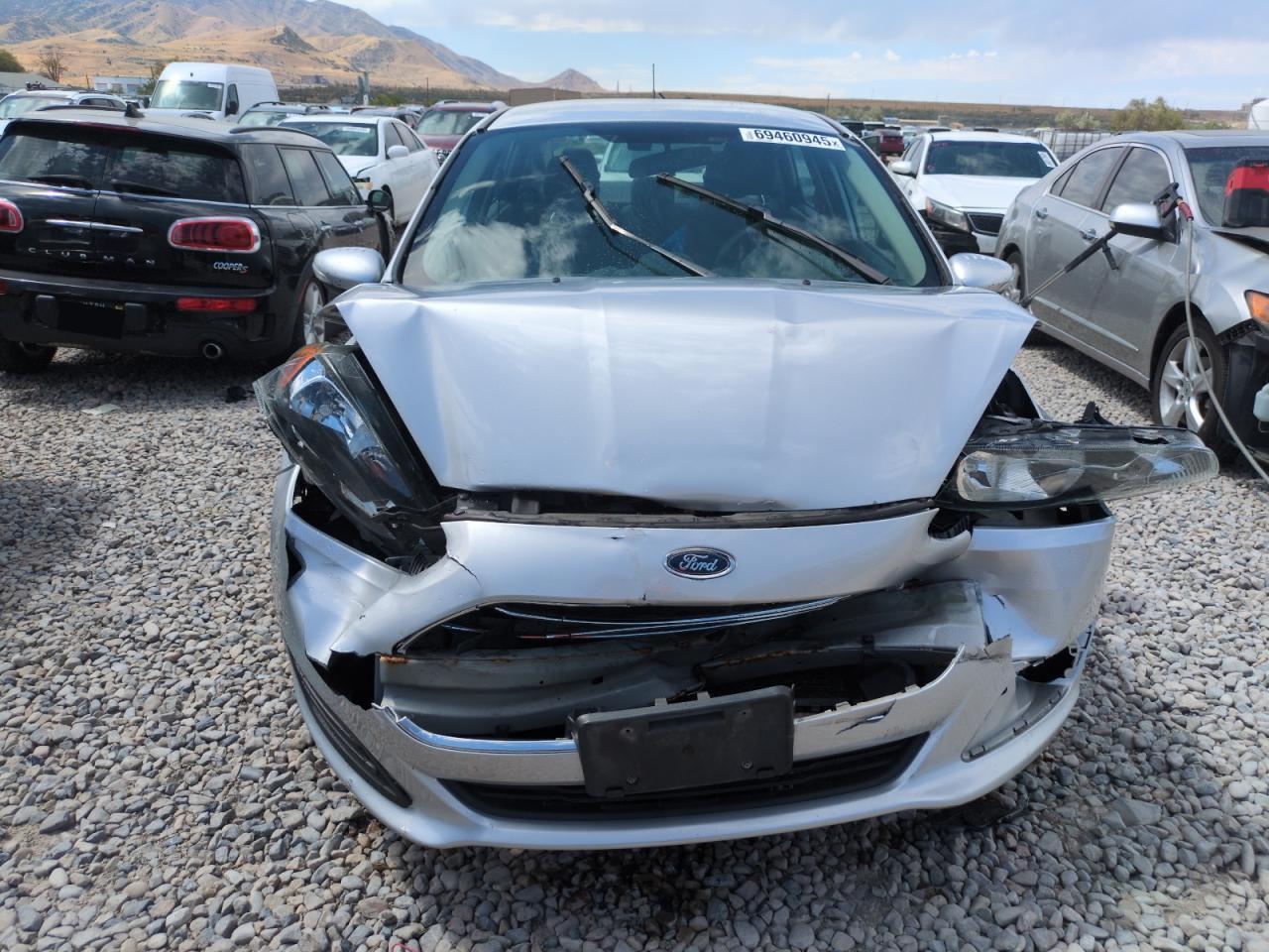 2017 Ford Fiesta Se - Image 5