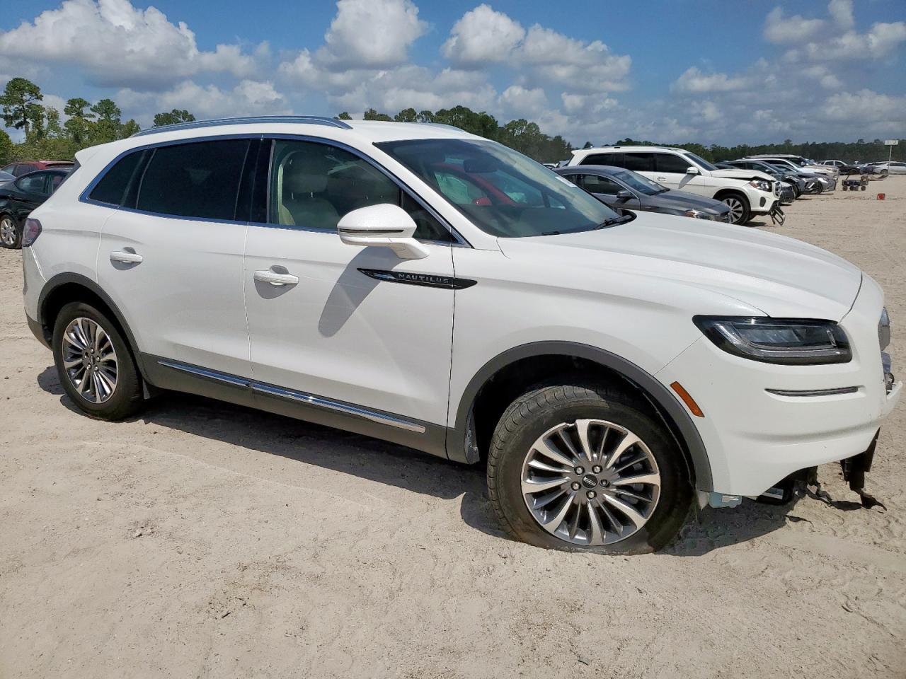 2023 Lincoln Nautilus - Фото 4