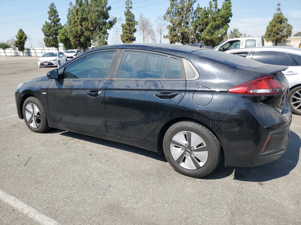 2017 Hyundai Ioniq Blue - Image 2