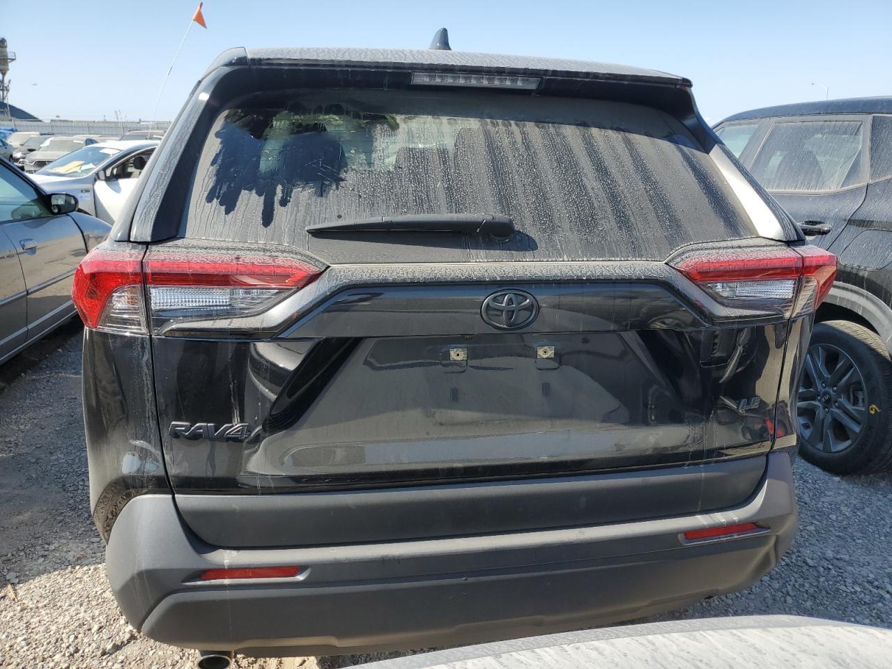 2024 Toyota Rav4 Le - Image 6