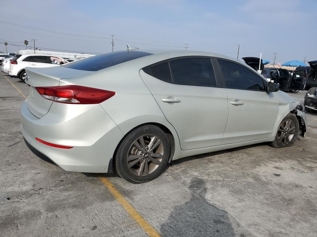 2018 Hyundai Elantra Sel - Фото 3