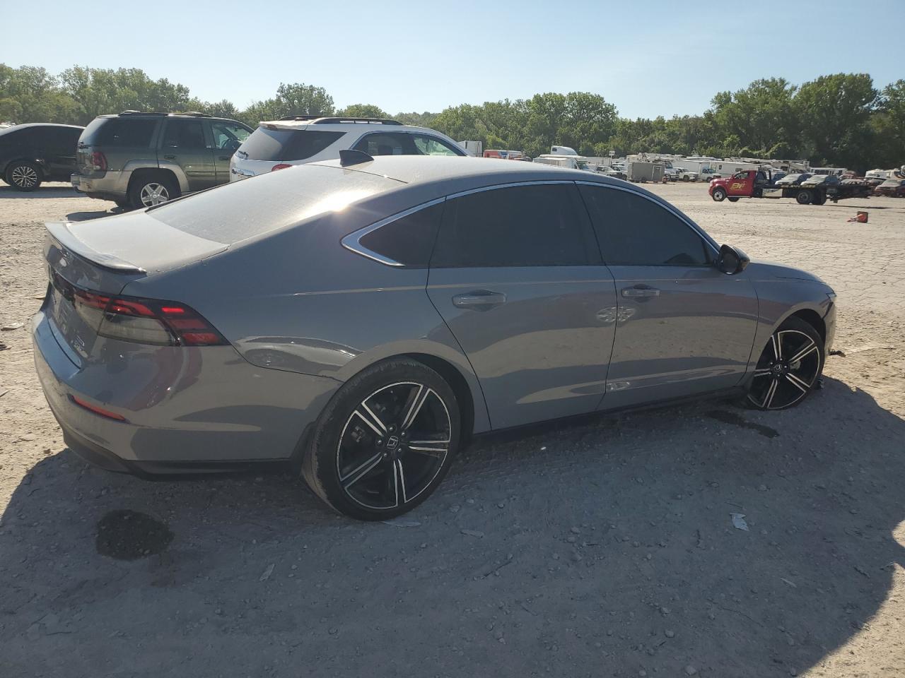 2024 Honda Accord Hybrid Sport - Image 3