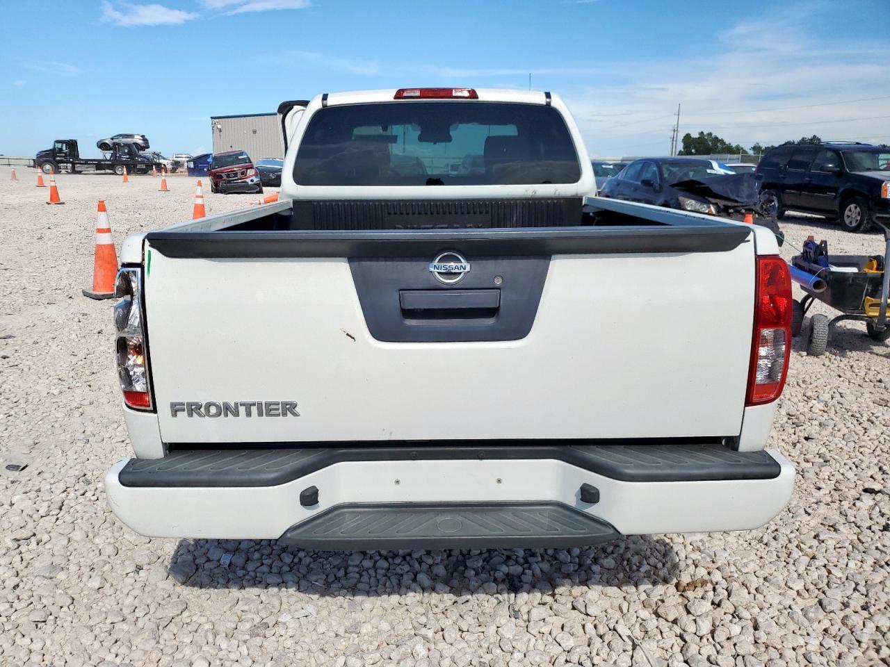 2018 Nissan Frontier S - Фото 6
