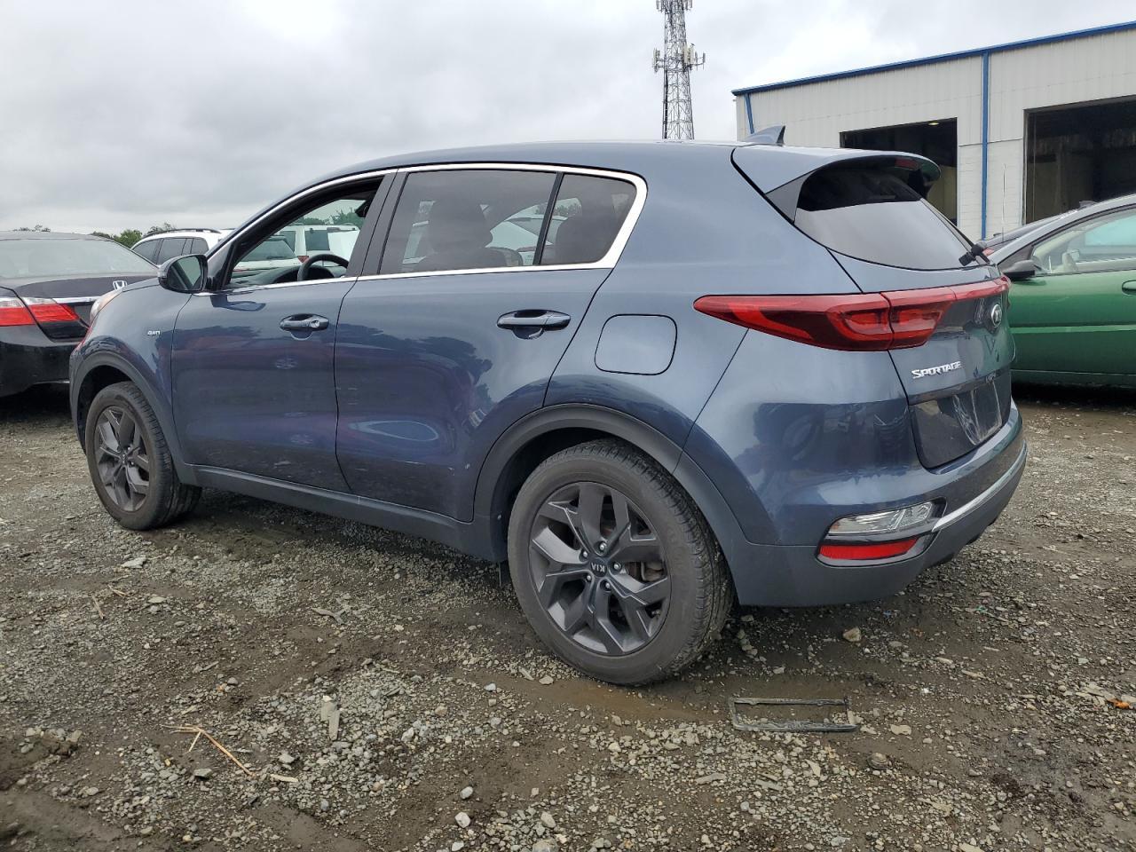 2022 Kia Sportage Lx Lx - Image 2