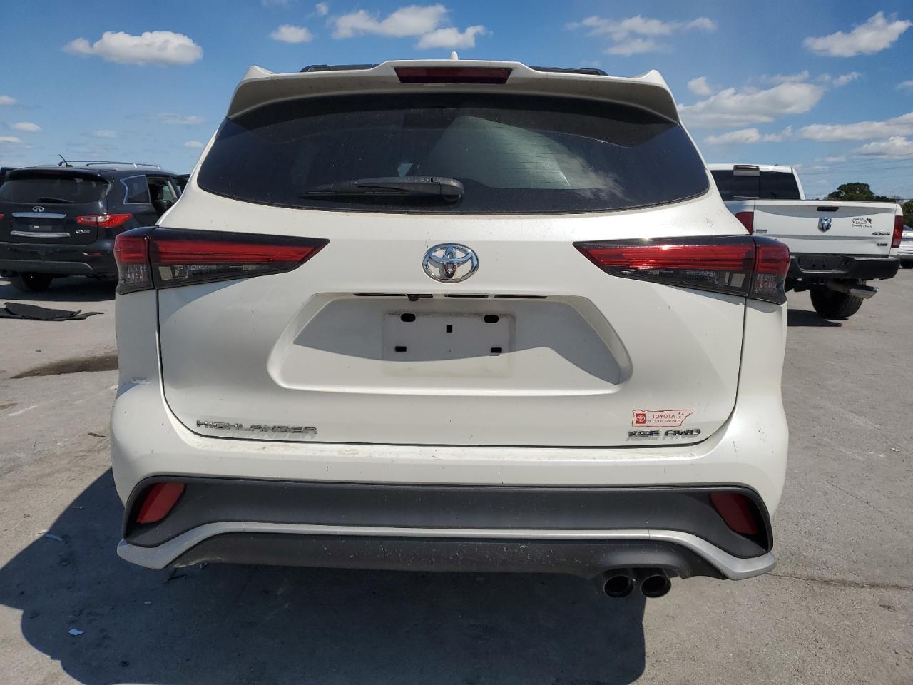 2021 Toyota Highlander Xse - Image 6