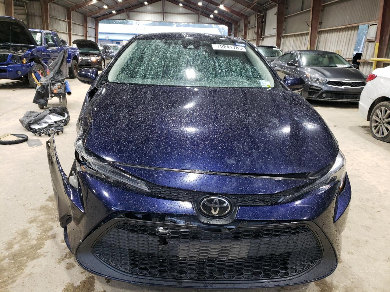 2021 Toyota Corolla Le - Image 5