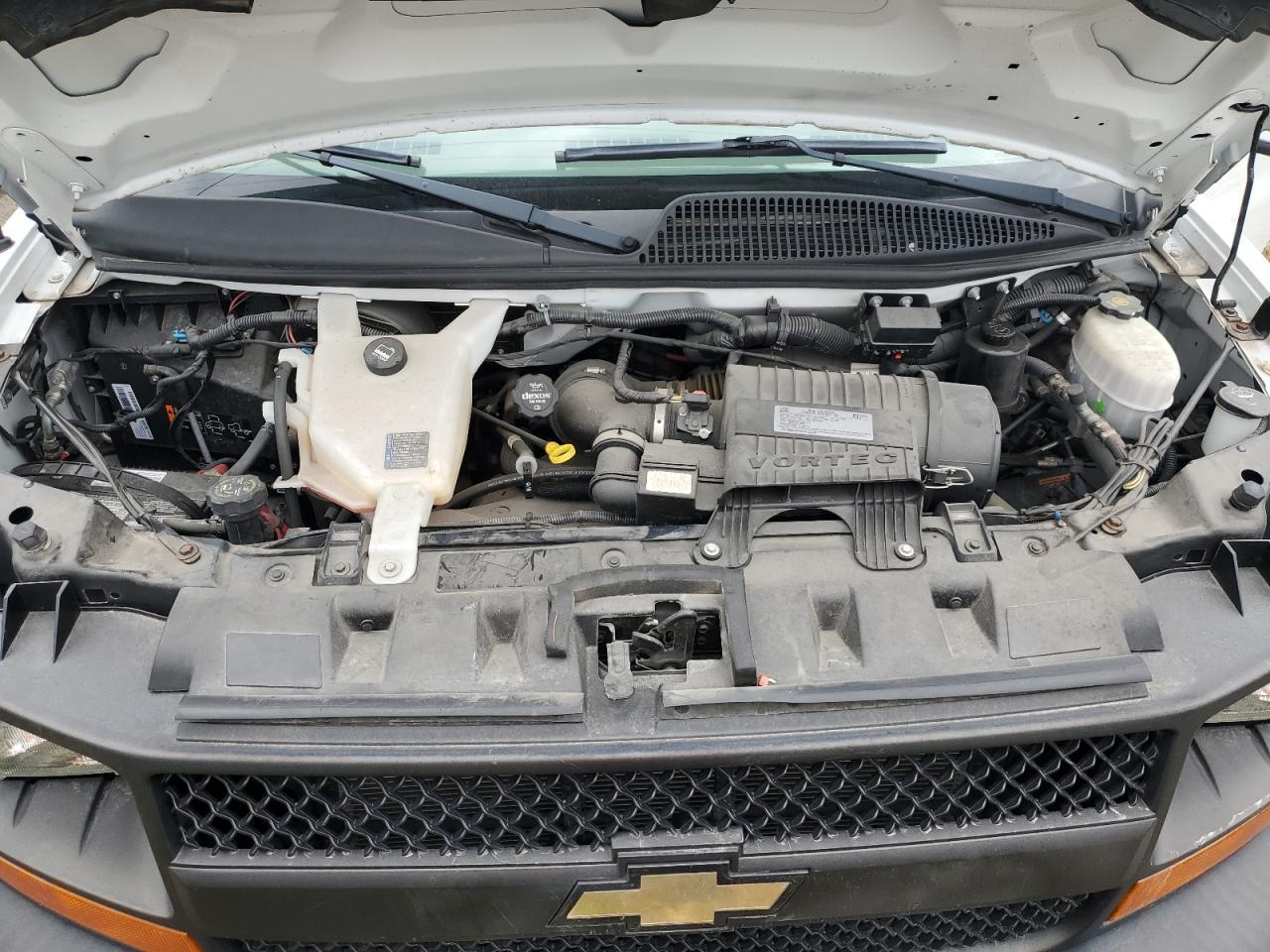 2017 Chevrolet Express G3500 - Фото 7
