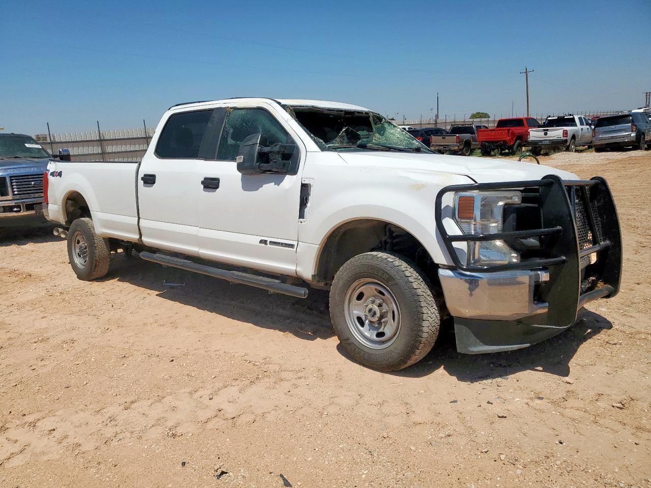 2022 Ford F250 Super Duty - Фото 4