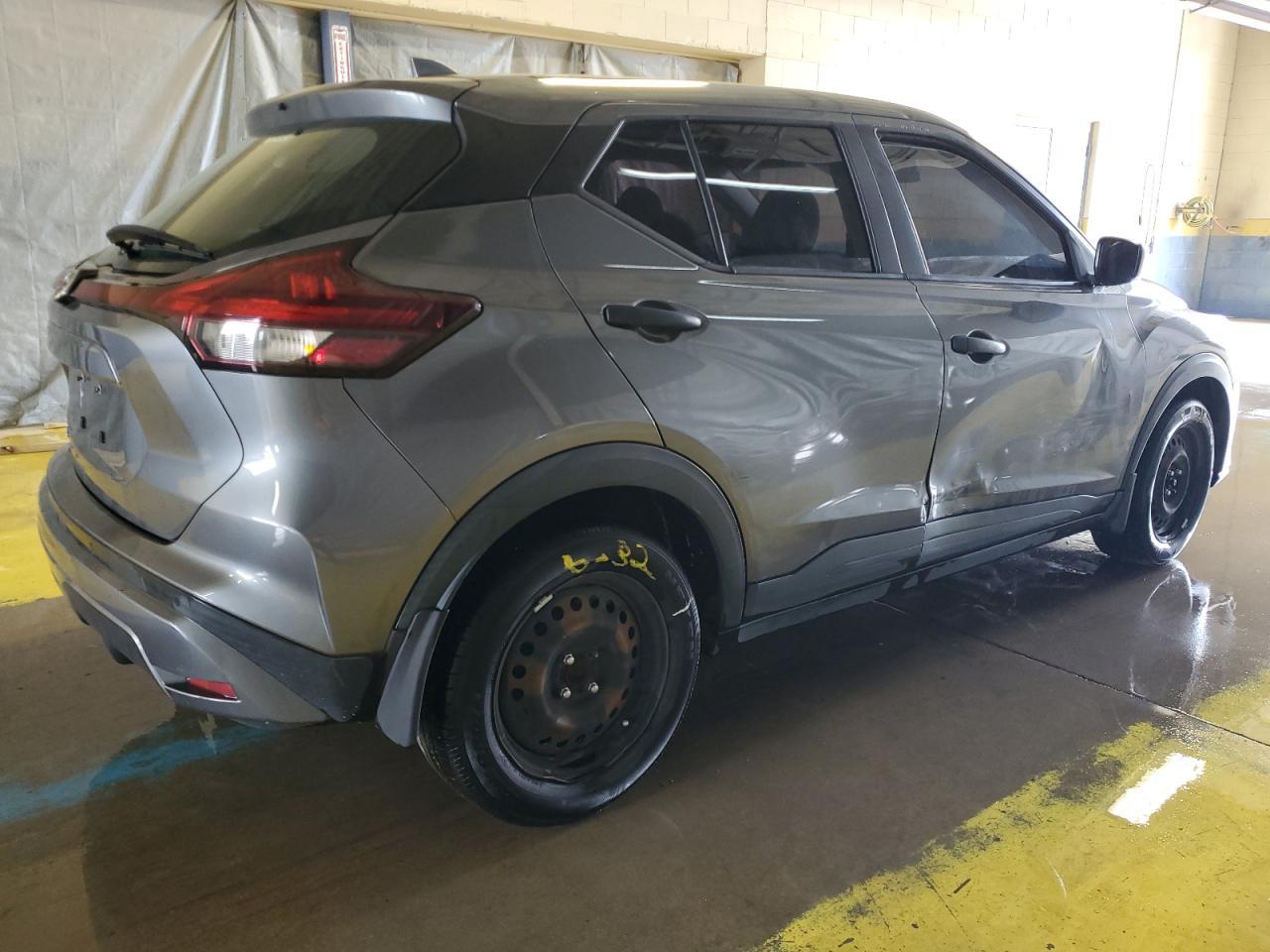 2021 Nissan Kicks S - Image 3