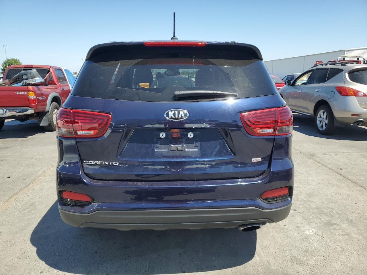 2020 Kia Sorento L - Image 6