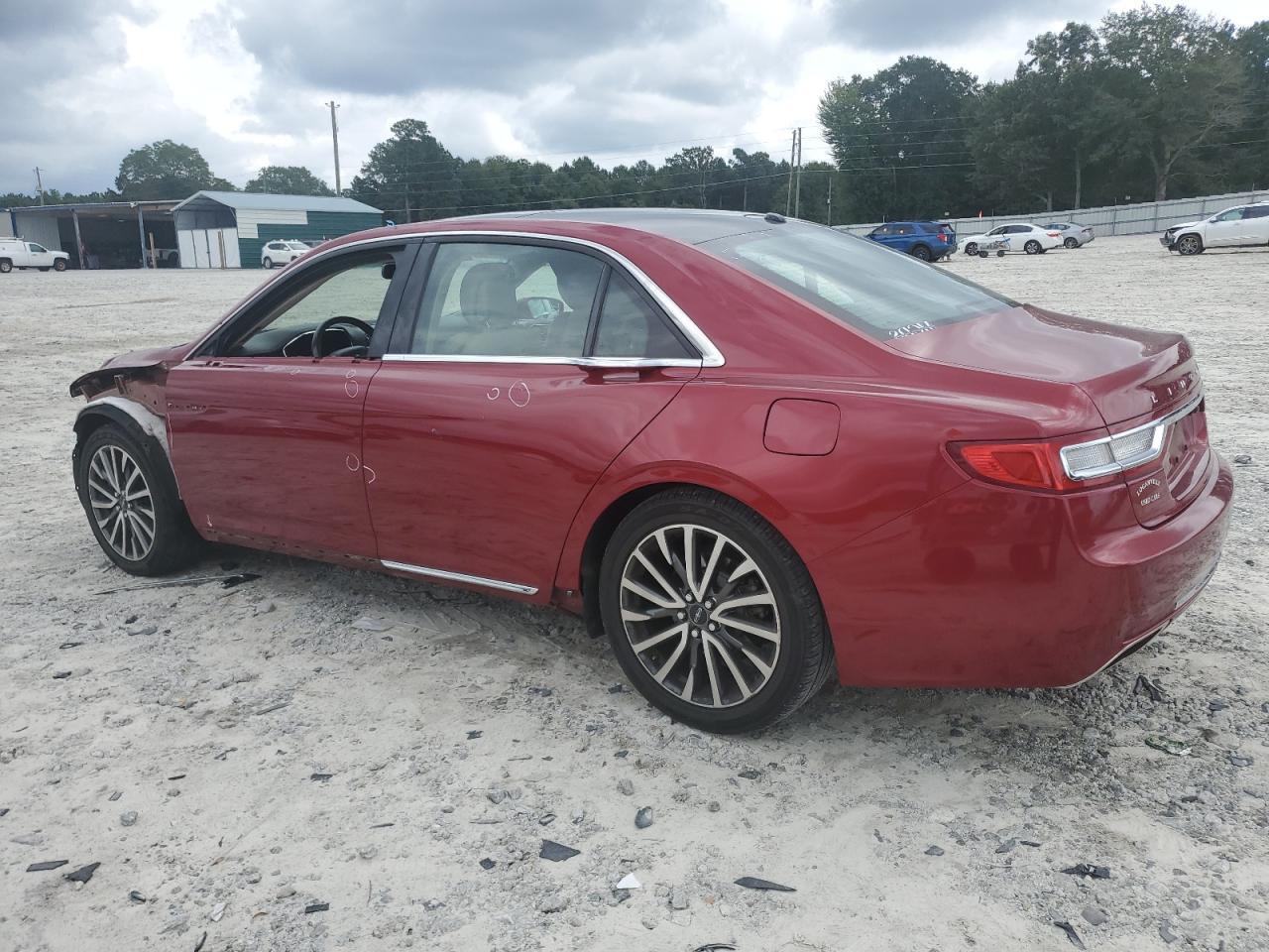 2017 Lincoln Continental Select - Image 2