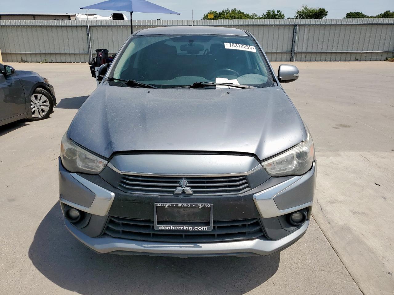 2016 Mitsubishi Outlander Sport Es - Image 5