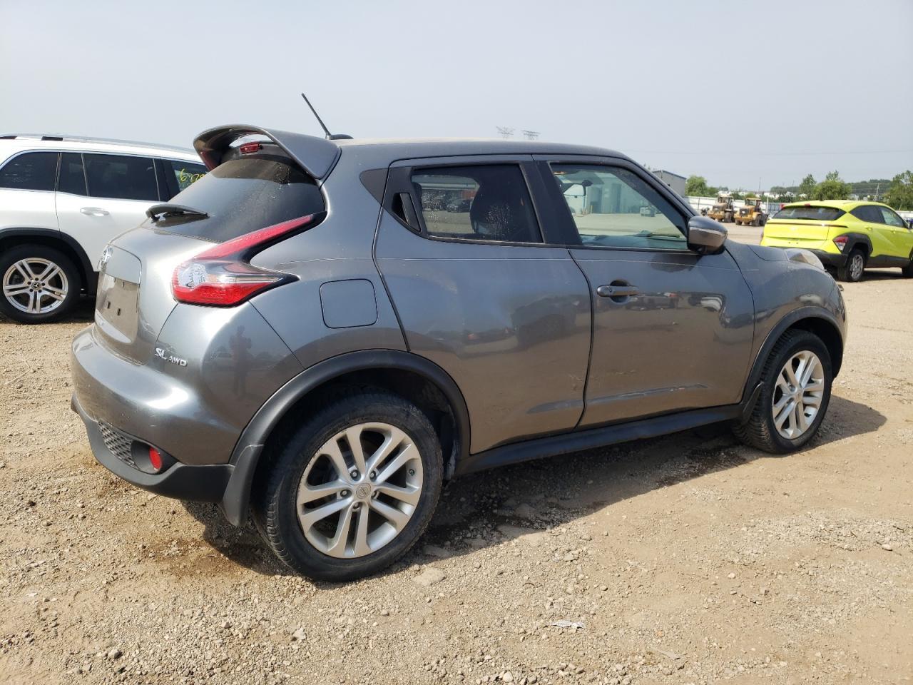 2015 Nissan Juke S - Фото 3
