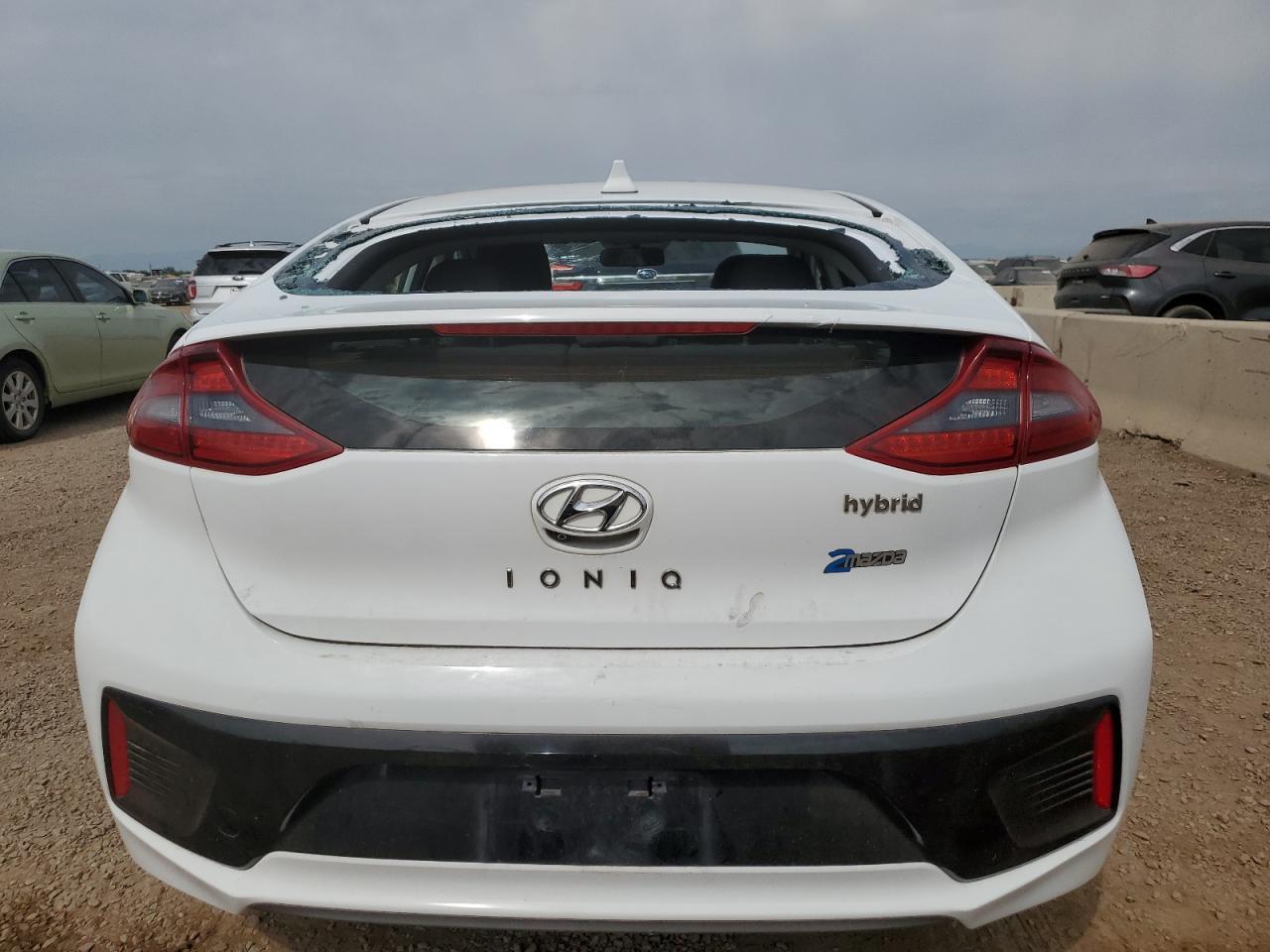 2017 Hyundai Ioniq Sel - Image 6