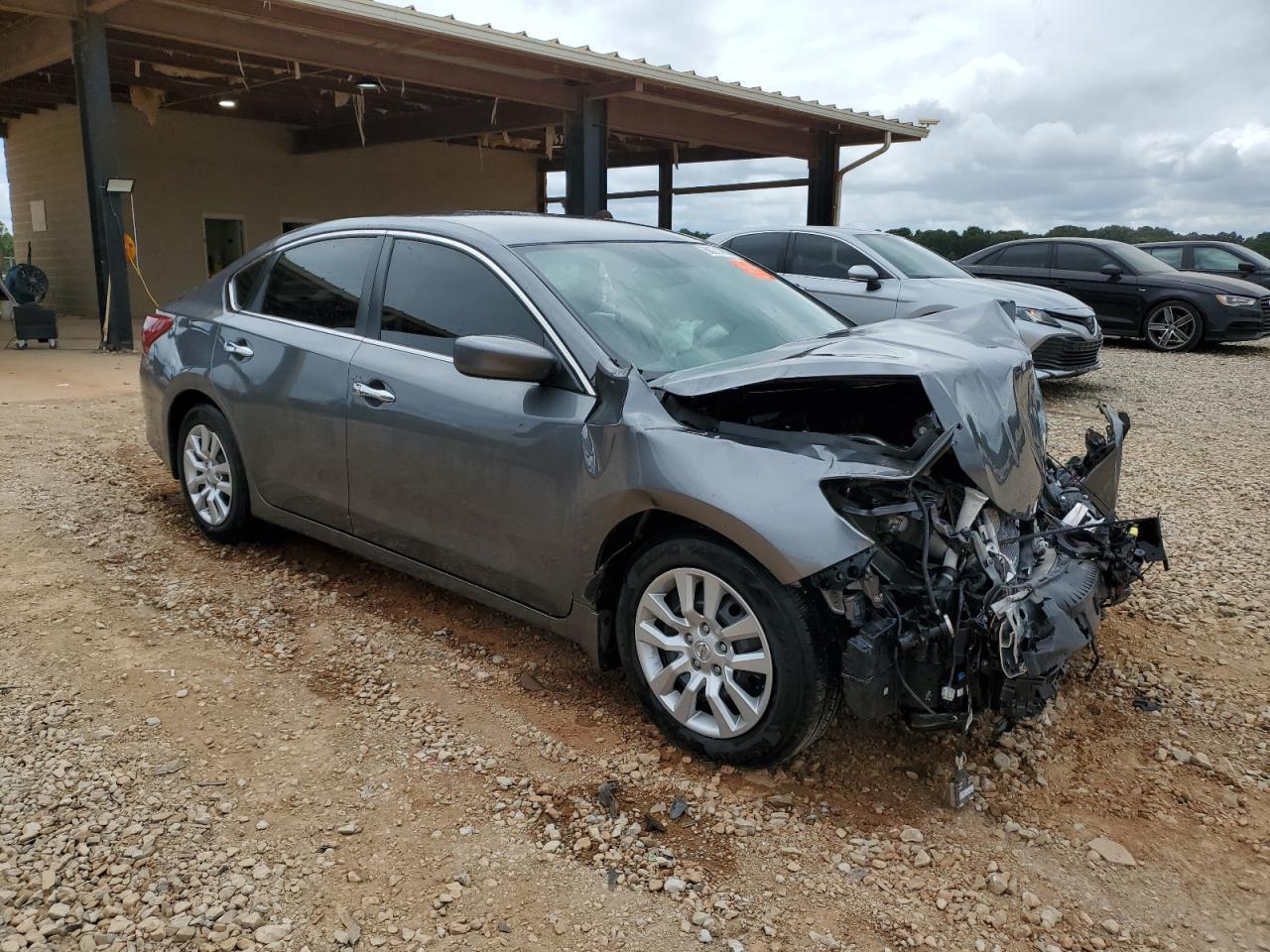 2018 Nissan Altima 2.5 - Image 4