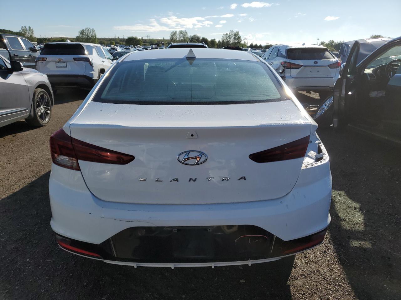 2019 Hyundai Elantra Sel - Image 6