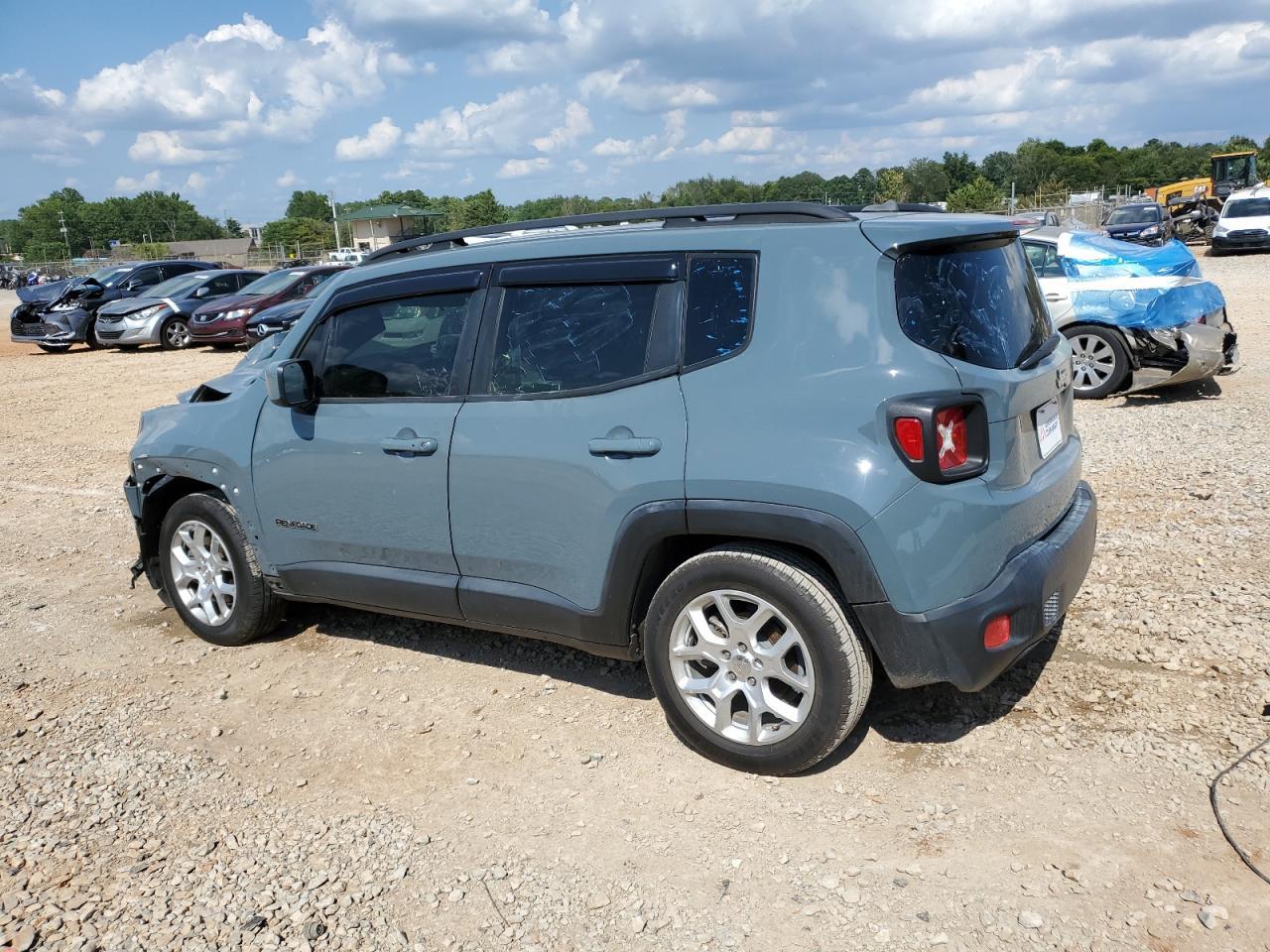 2017 Jeep Renegade Latitude - Фото 2