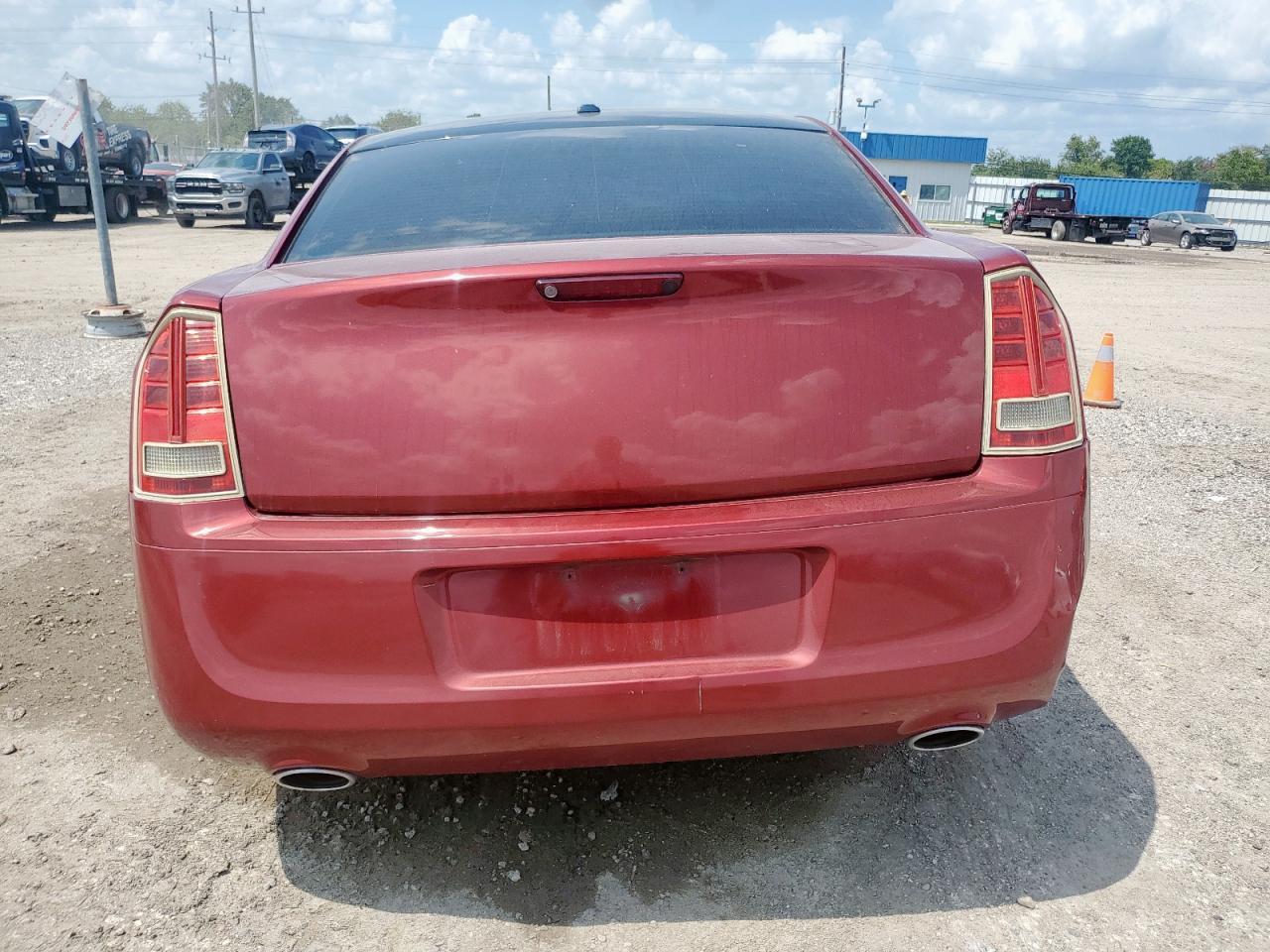 2013 Chrysler 300 S - Image 6