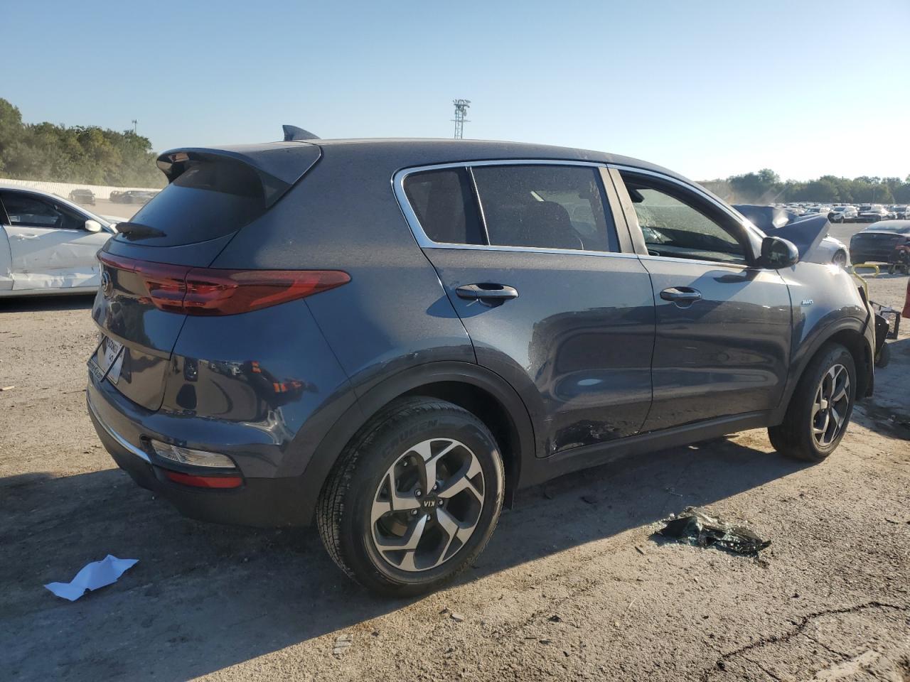 2022 Kia Sportage Lx - Фото 3