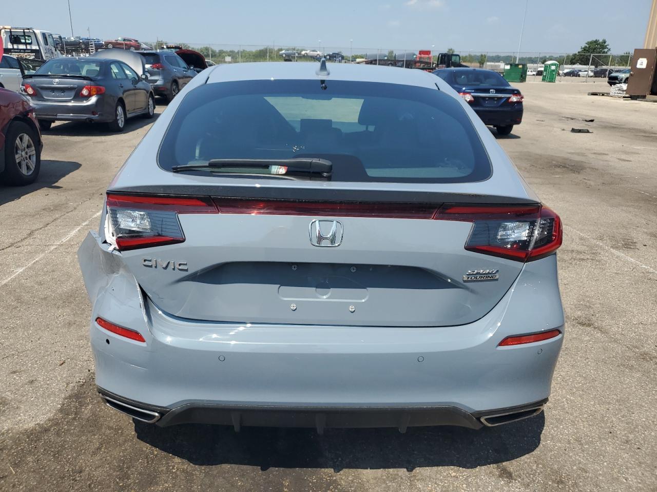 2022 Honda Civic Sport Touring - Image 6