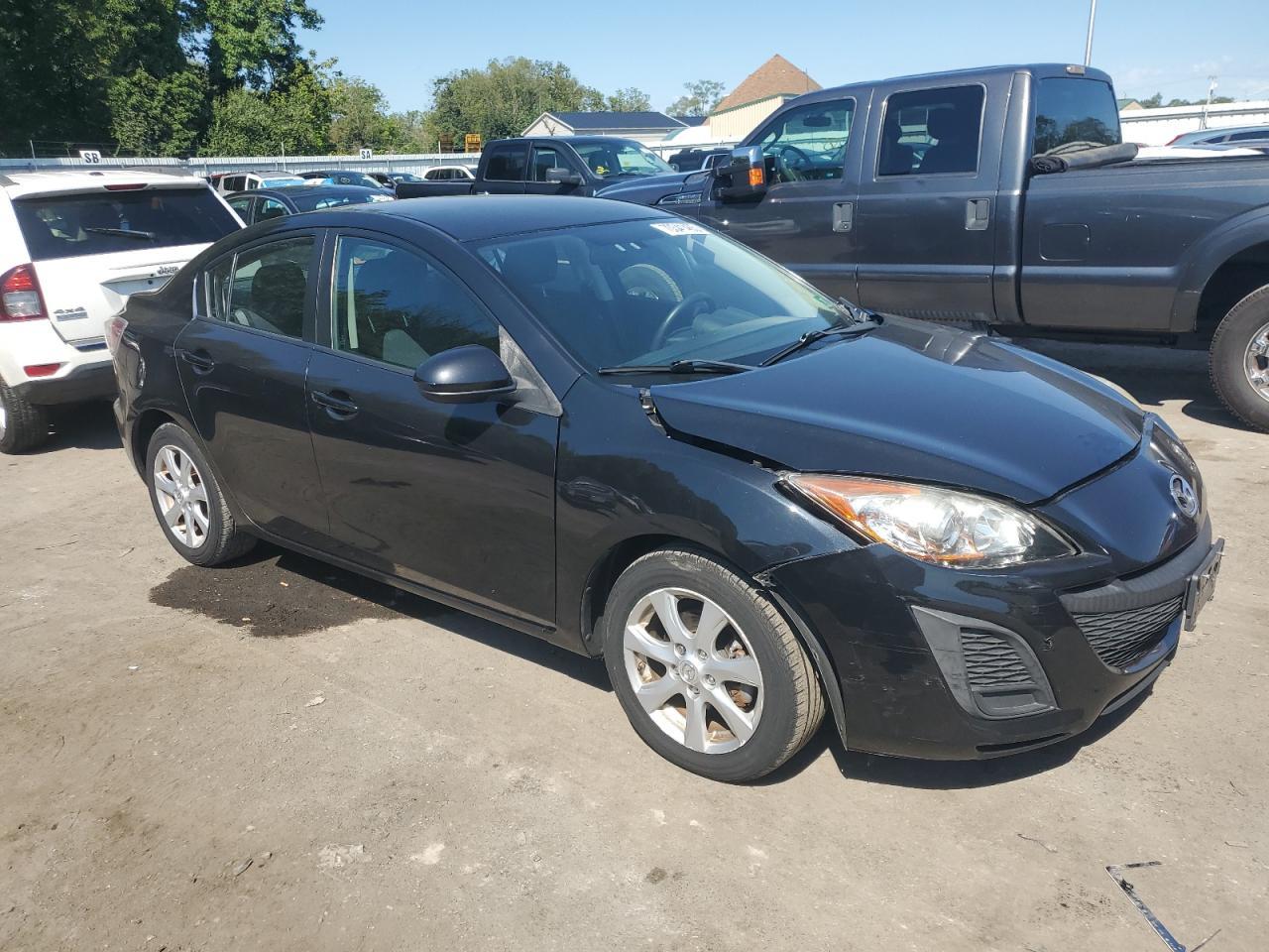 2010 Mazda 3 I - Image 4