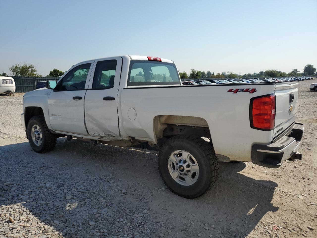 2018 Chevrolet Silverado K2500 Heavy Duty - Image 2