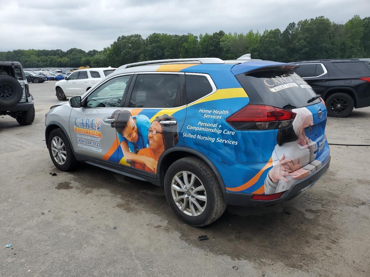 2019 Nissan Rogue S - Image 2