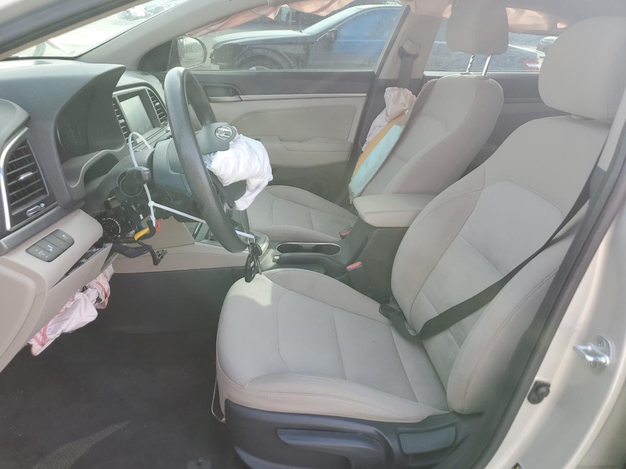 2018 Hyundai Elantra Sel - Фото 7