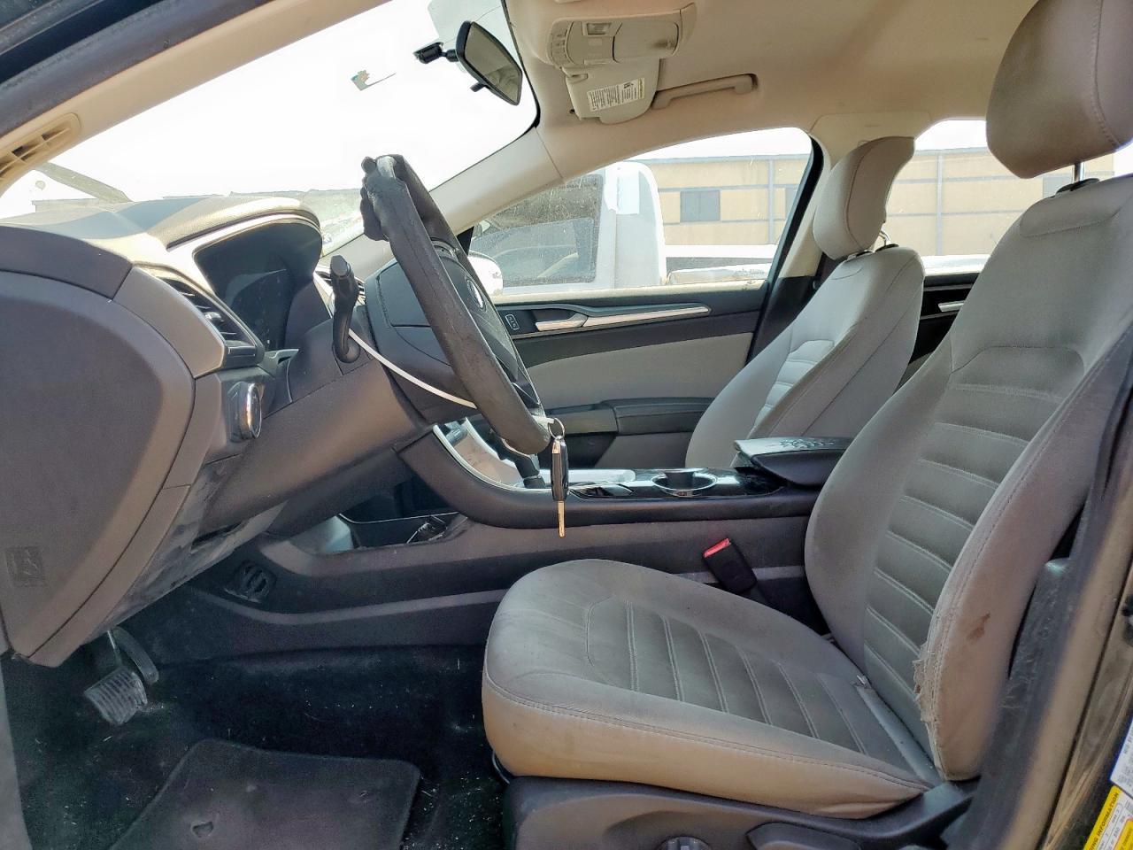 2014 Ford Fusion S - Фото 7