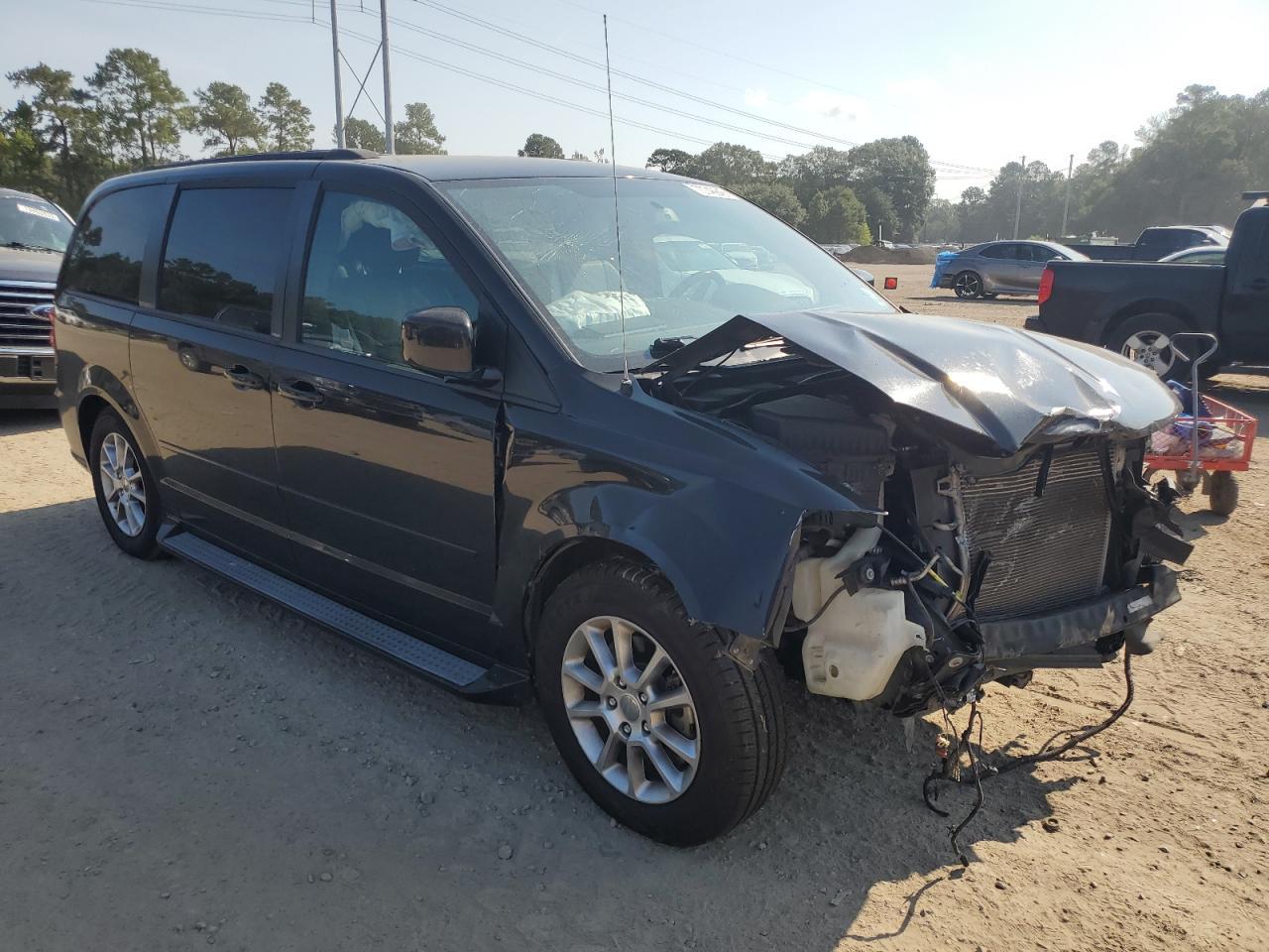 2013 Dodge Grand Caravan R/T - Фото 4
