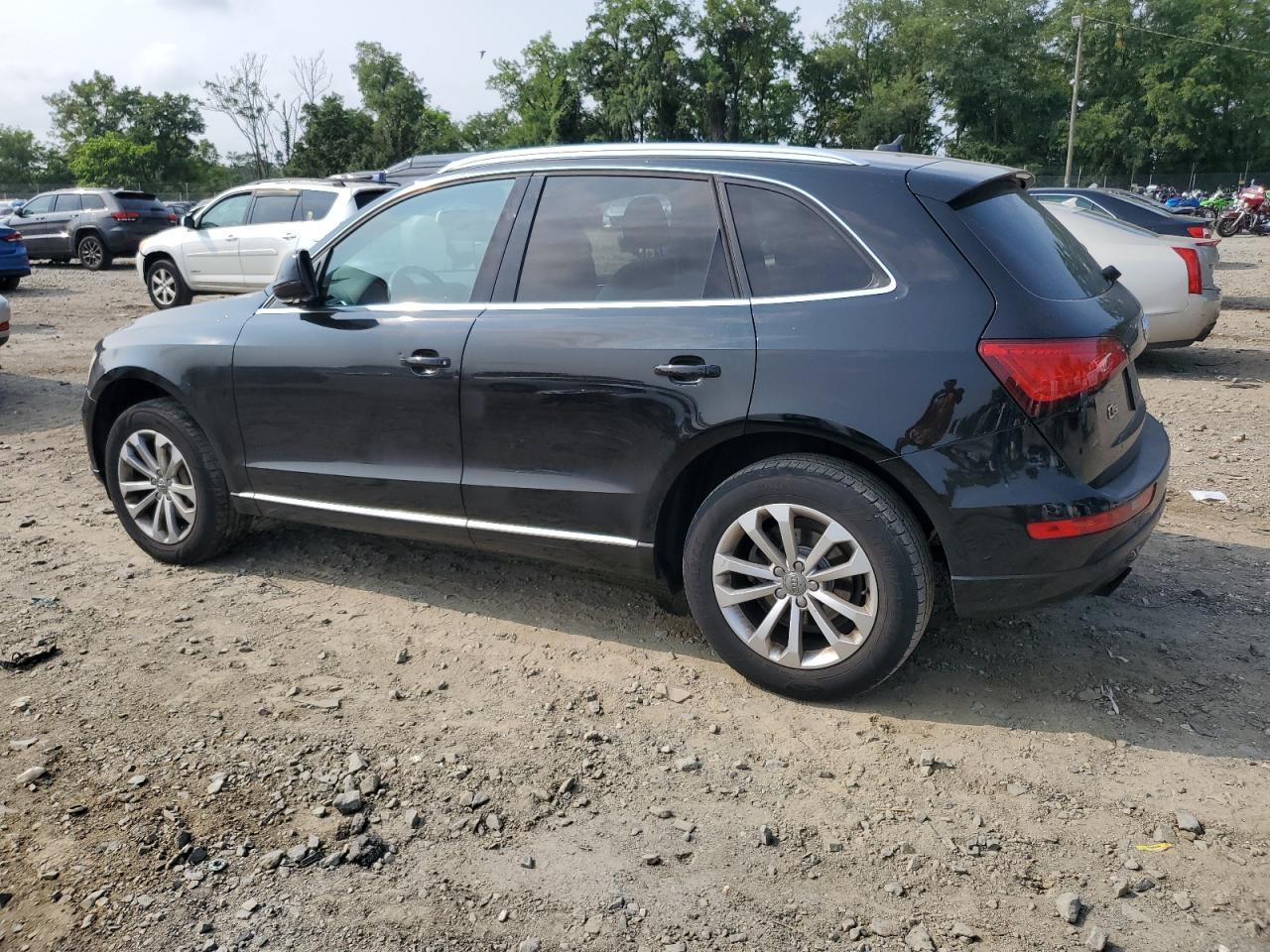 2013 Audi Q5 Premium Plus - Image 2