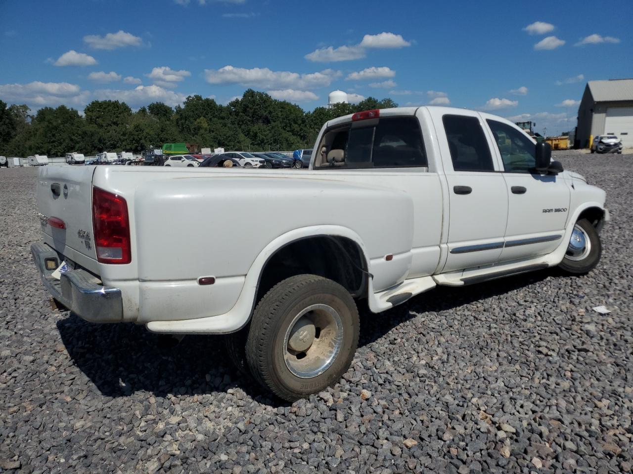 2004 Dodge Ram 3500 St - Фото 4