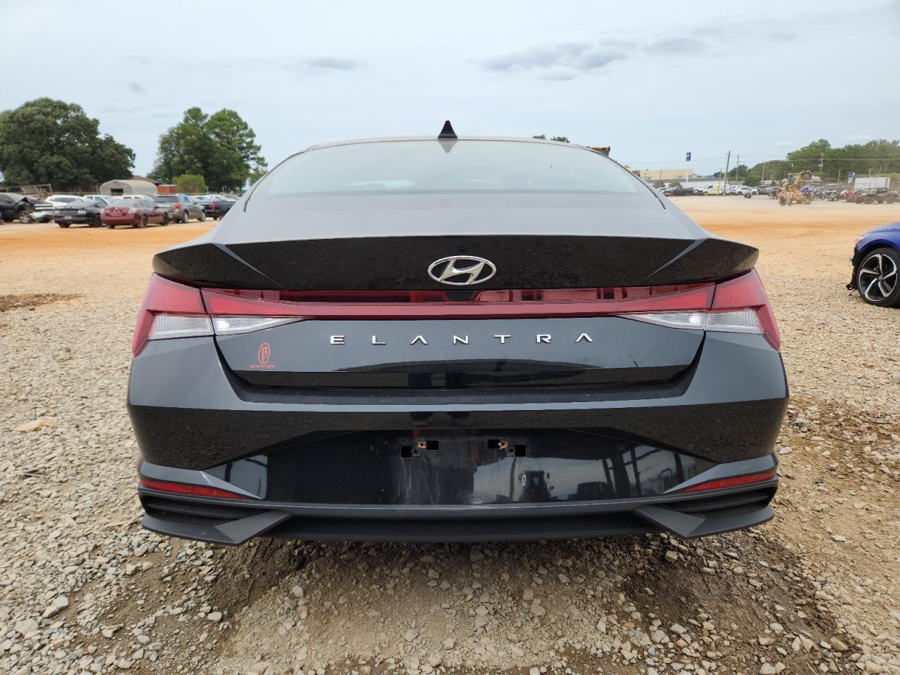 2023 Hyundai Elantra Se - Фото 6