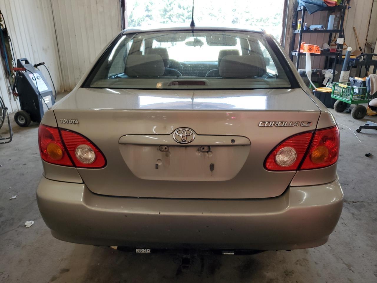 2004 Toyota Corolla Ce - Image 6