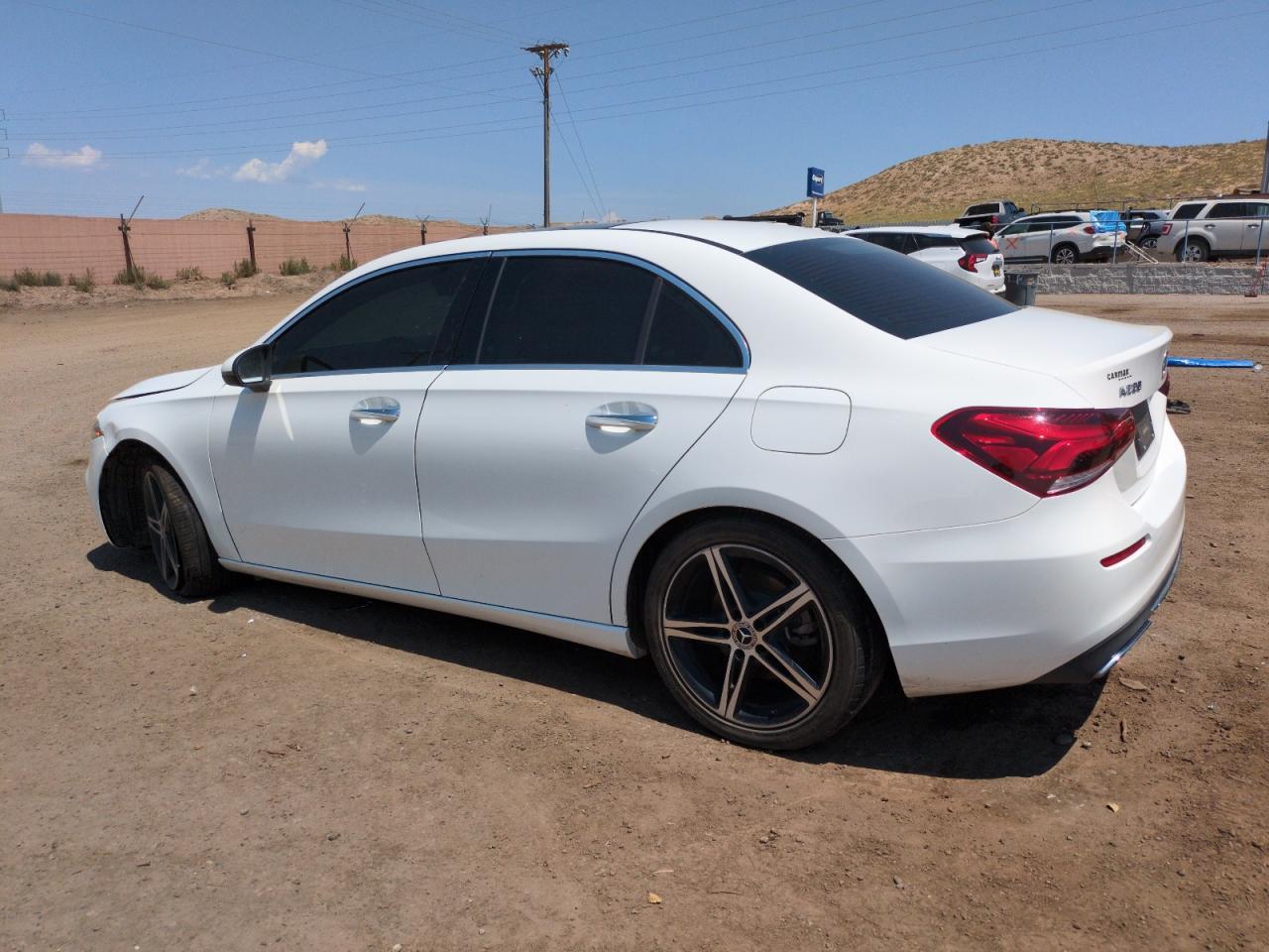 2020 Mercedes-Benz A 220 - Фото 2