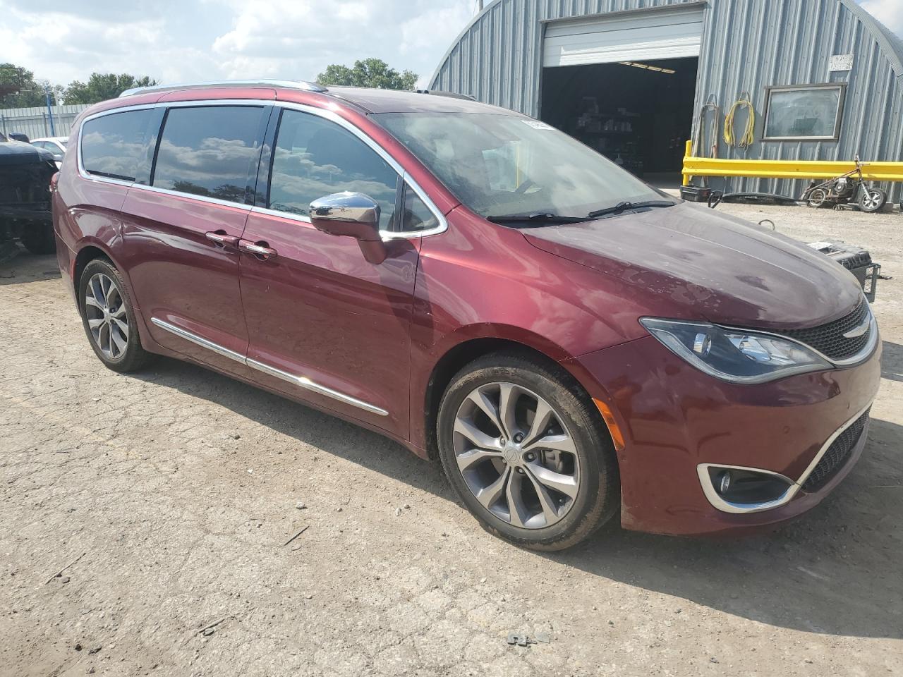 2017 Chrysler Pacifica Limited - Фото 4