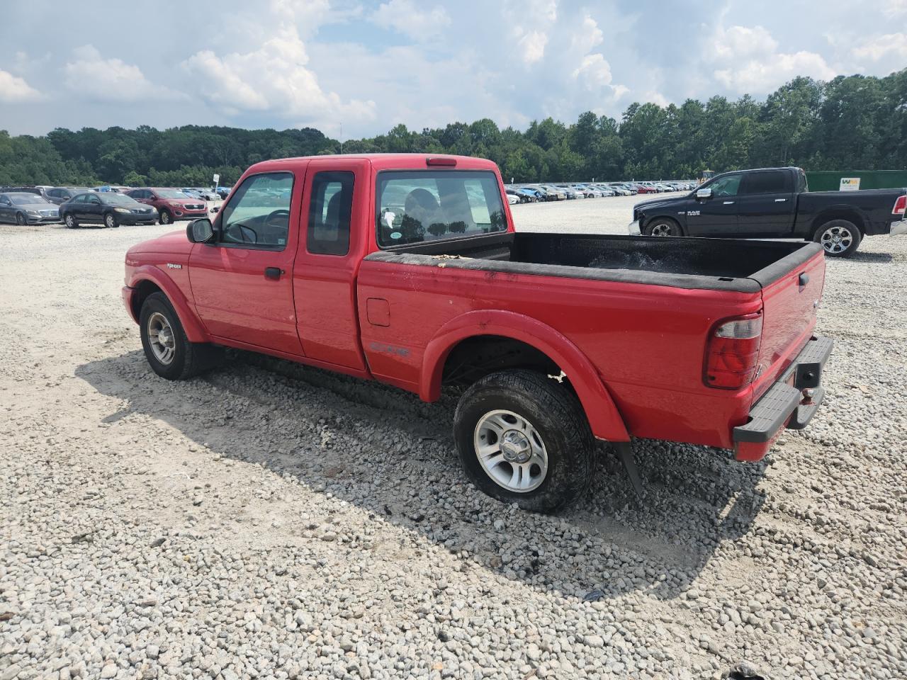 2002 Ford Ranger Super Cab - Image 2
