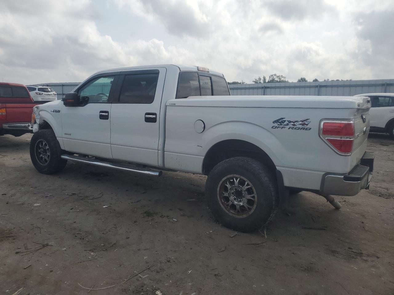 2012 Ford F150 Supercrew - Фото 2