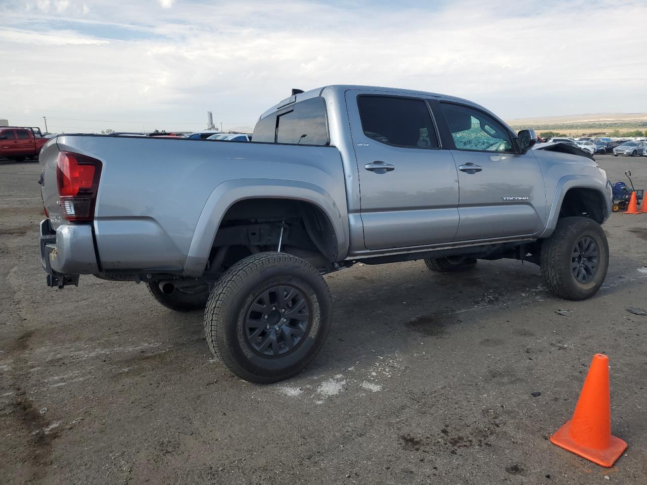 2021 Toyota Tacoma Double Cab - Image 3