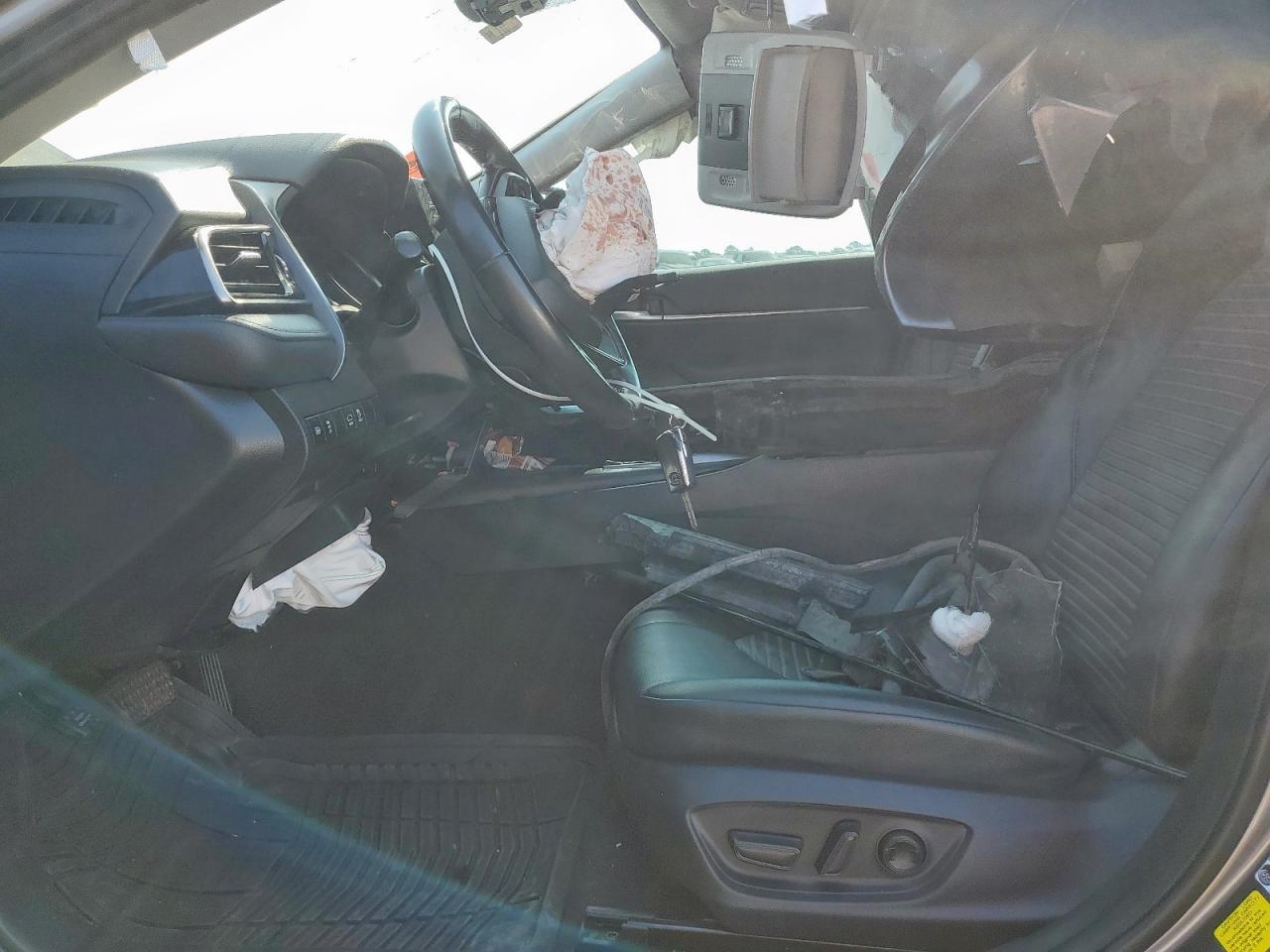 2021 Toyota Camry Se - Фото 7