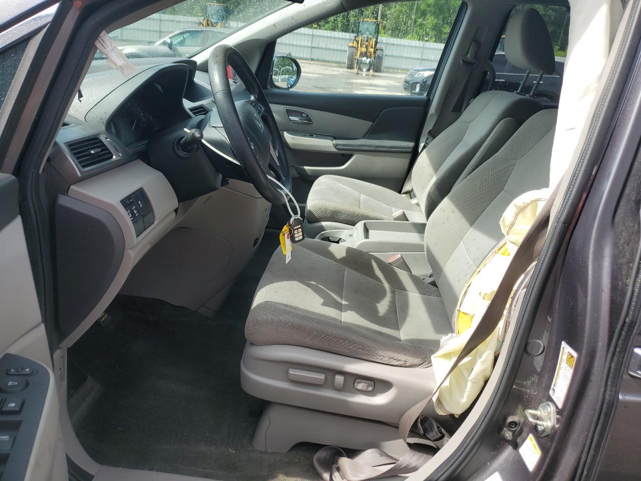 2016 Honda Odyssey Se - Image 7
