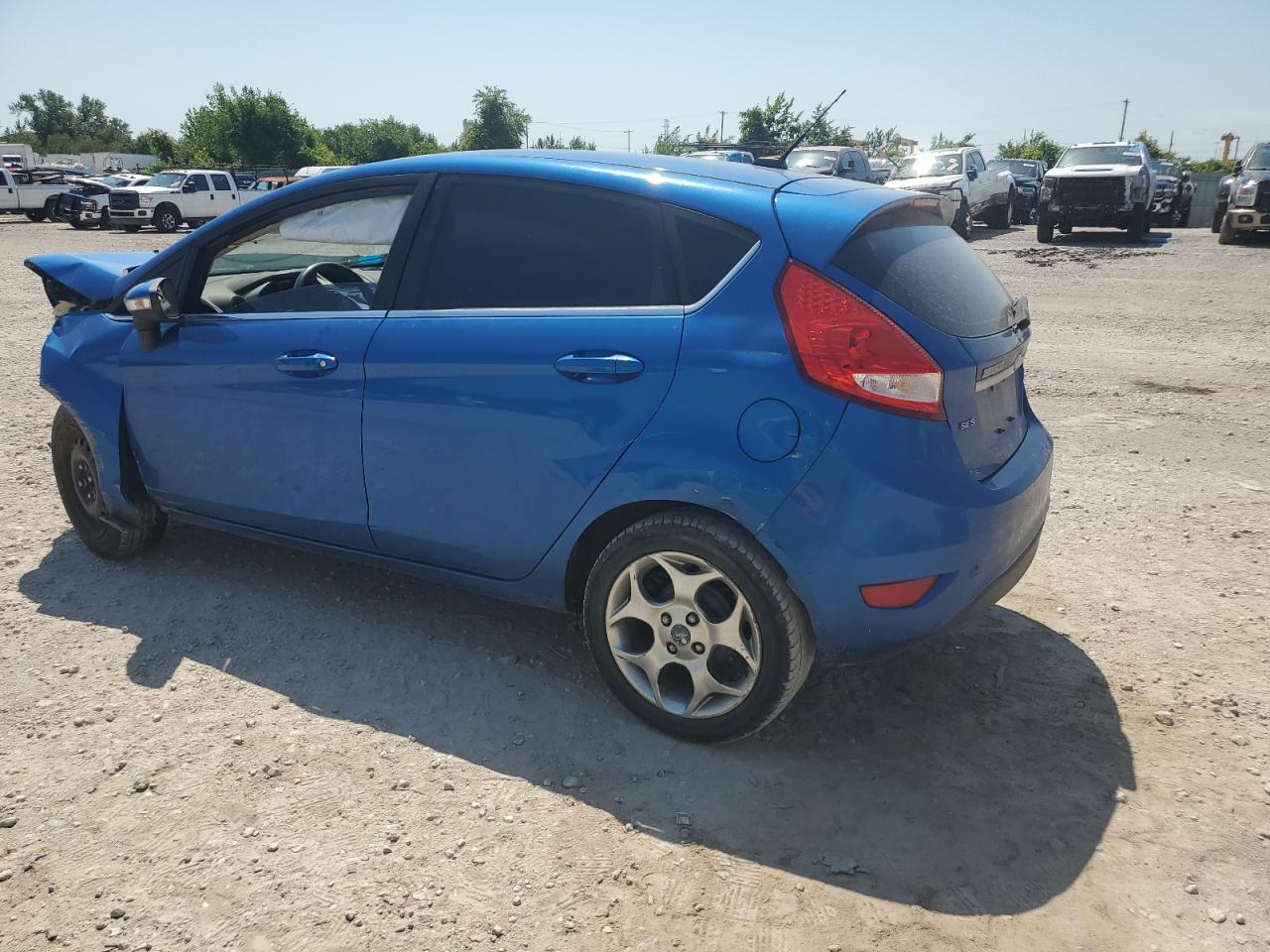 2011 Ford Fiesta Ses - Фото 2