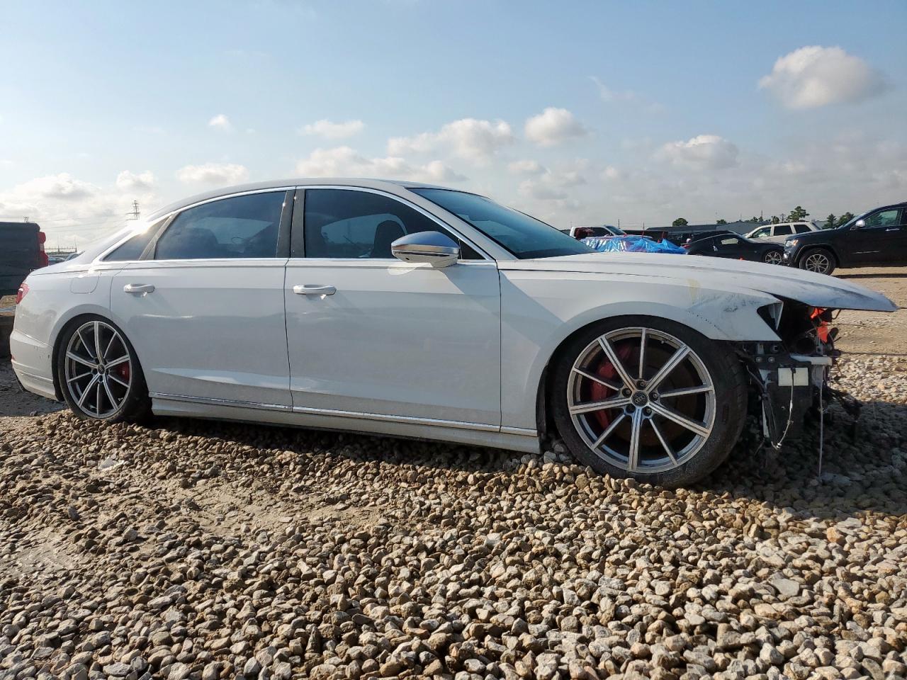 2023 Audi S8 - Image 4